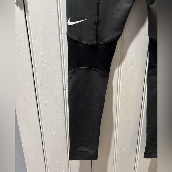 Nike Pro Dri-Fit Leggings - Picture 5 of 8